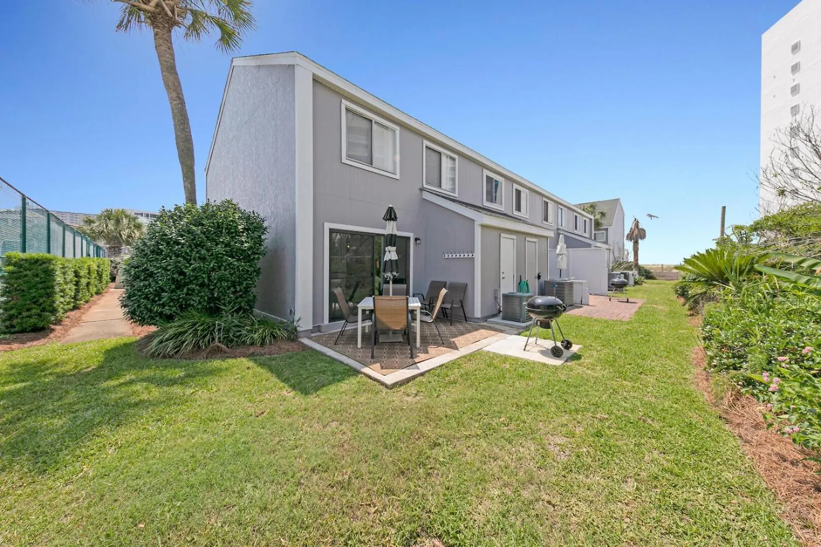 Southbay By The Gulf 119 Only Steps From The Beach A 3 Bedroom Townhome In Destin Holiday home